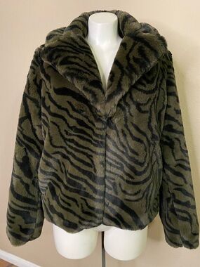 Catherine Malandrino Olive Green and Black Faux Fur Zebra Jacket 🖤🔥🖤 S